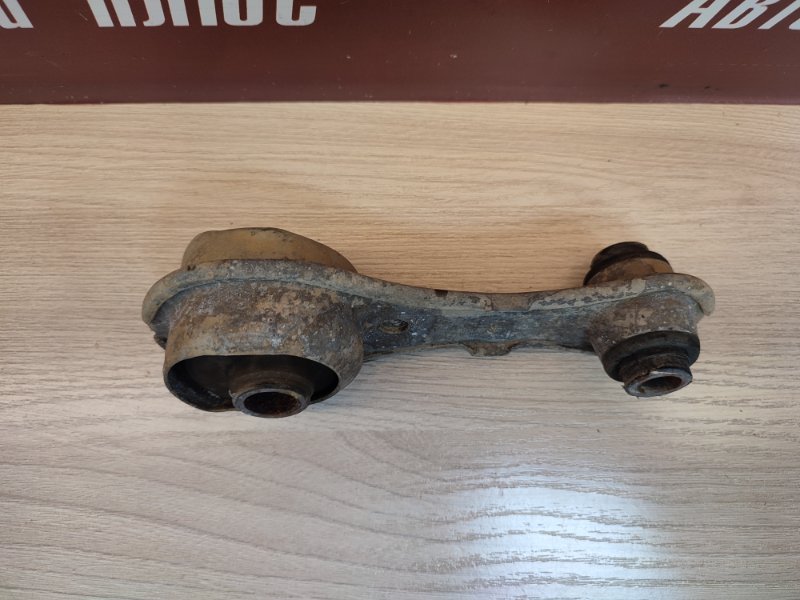 Опора двигателя