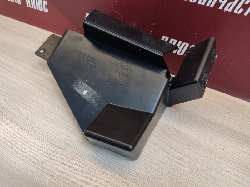 Дефлектор радиатора