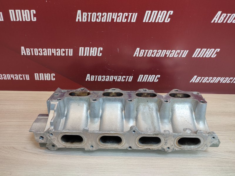 Впускной коллектор