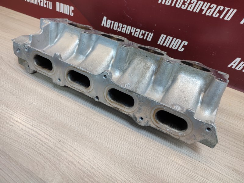 Впускной коллектор