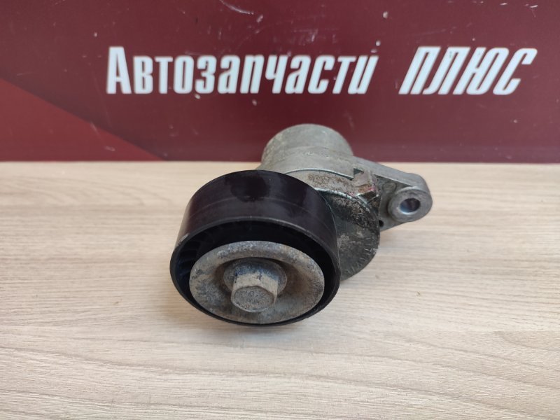 Ролик натяжителя