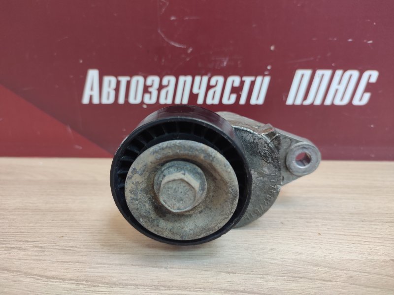 Ролик натяжителя