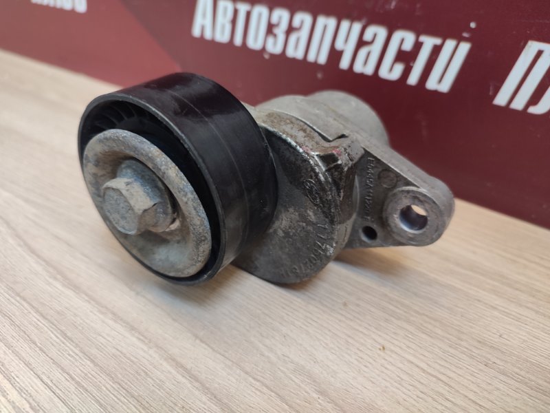 Ролик натяжителя