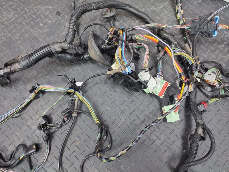 Проводка подкапотная