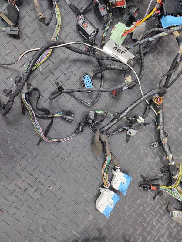 Проводка подкапотная