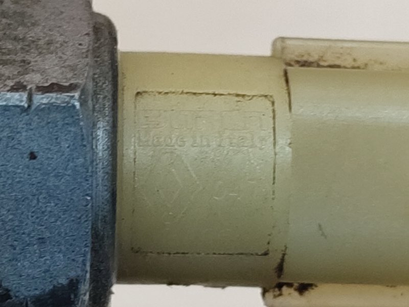 Датчик давления масла