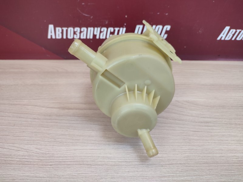 Бачок гидроусилителя руля