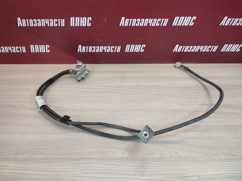 Клемма аккумулятора (минусовая)