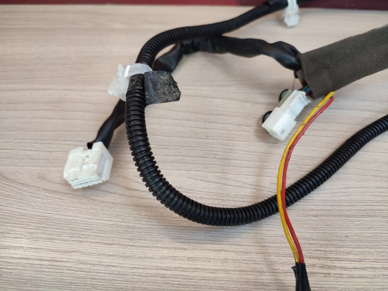 Проводка двери