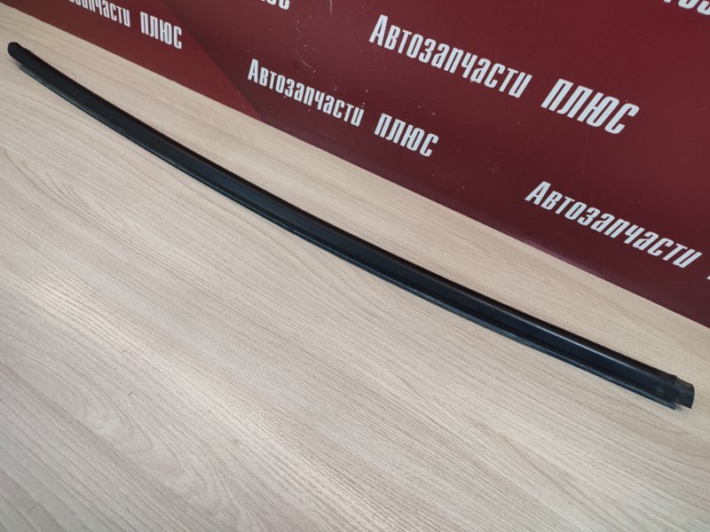 Уплотнитель стекла двери внешний