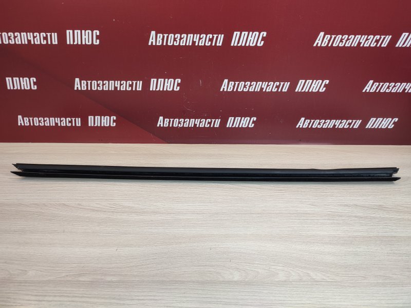 Уплотнитель стекла двери внутренний