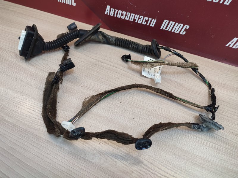 Проводка      двери