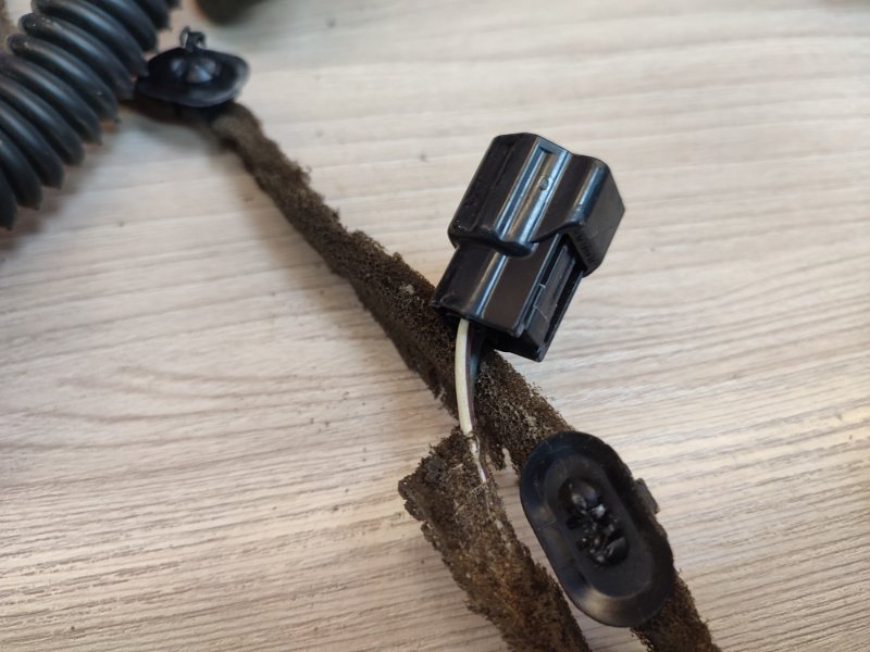 Проводка      двери