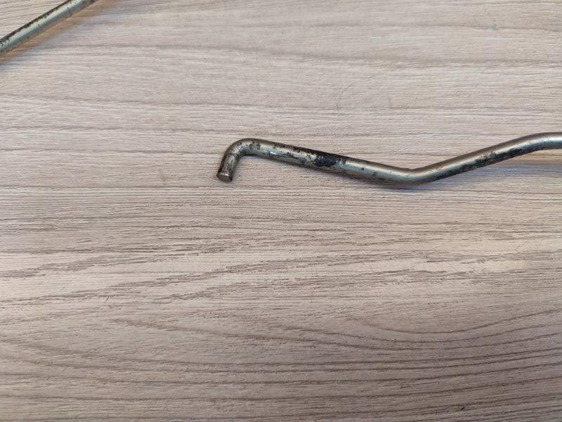 Тяга замка двери