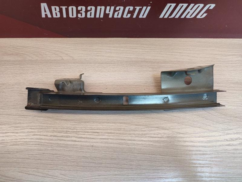 Направляющая стекла     двери