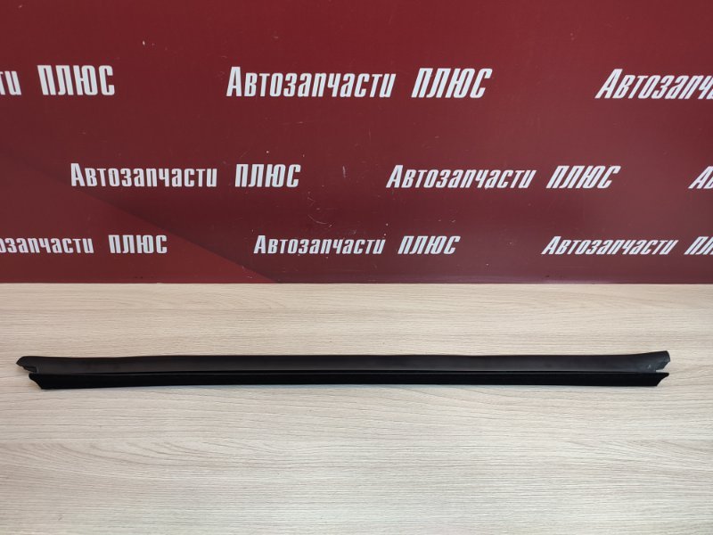 Уплотнитель стекла двери внутренний