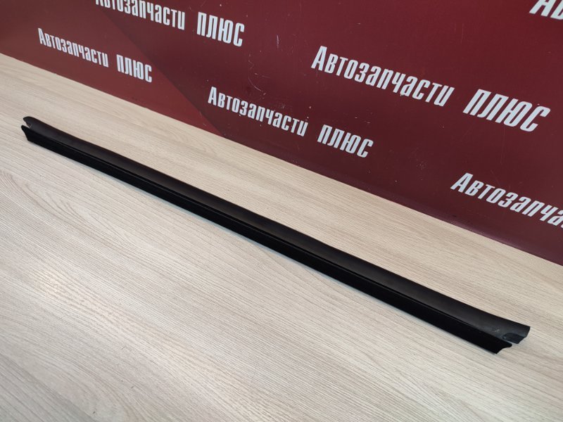 Уплотнитель стекла двери внутренний