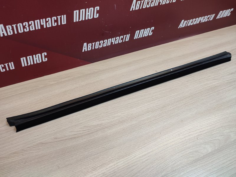 Уплотнитель стекла двери внутренний