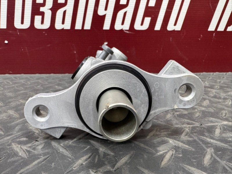 Главный тормозной цилиндр