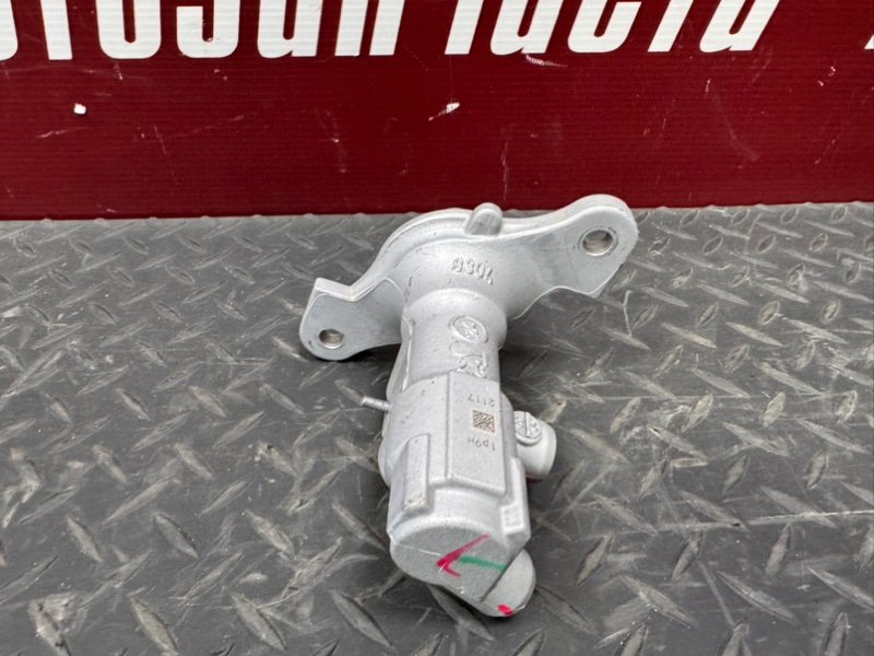 Главный тормозной цилиндр