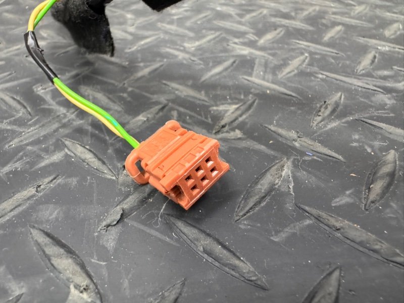 Проводка бардачка