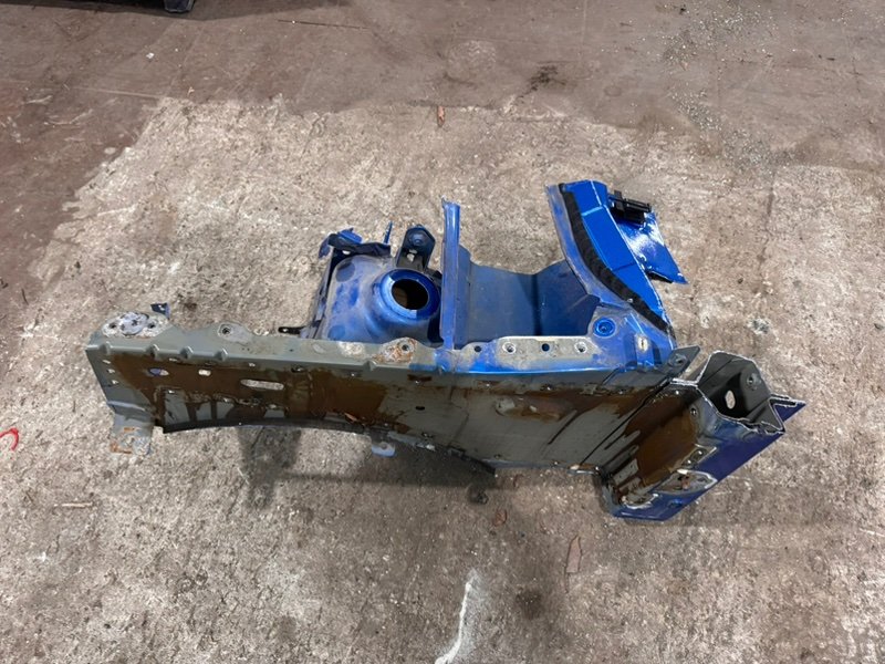 Усилитель   крыла