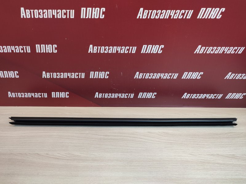 Уплотнитель стекла двери внутренний