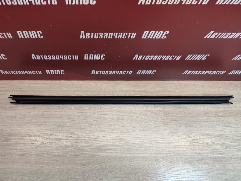 Уплотнитель стекла двери внутренний