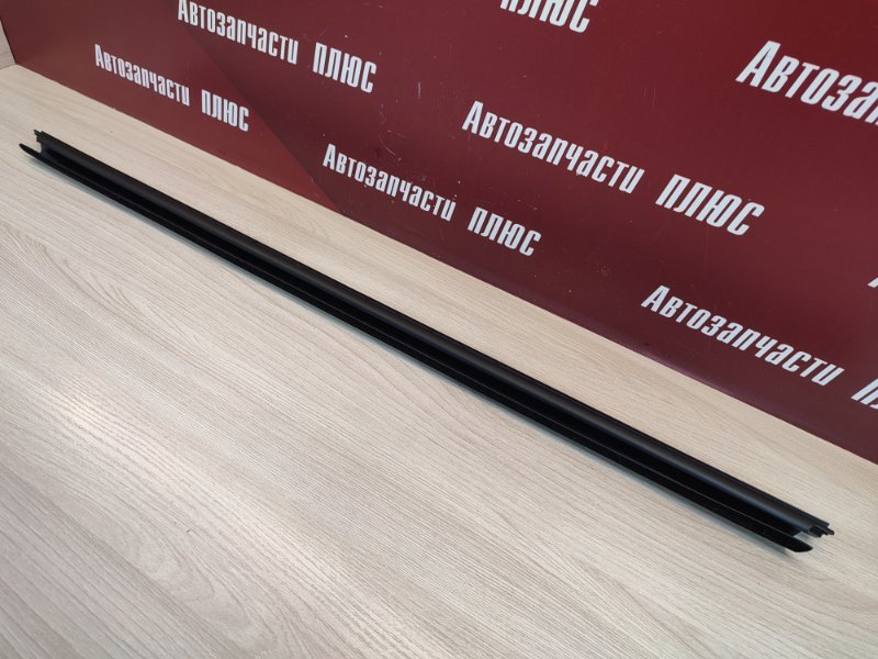 Уплотнитель стекла двери внутренний