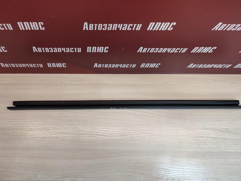 Уплотнитель стекла двери внутренний