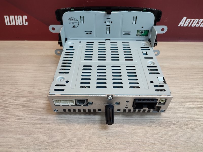 Магнитола штатная