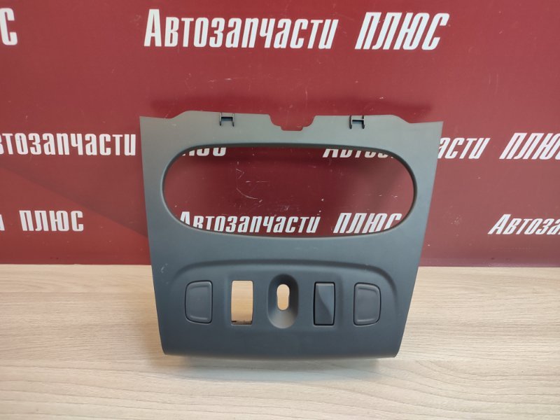 Накладка центральной консоли