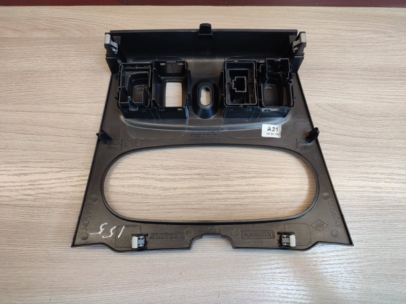 Накладка центральной консоли