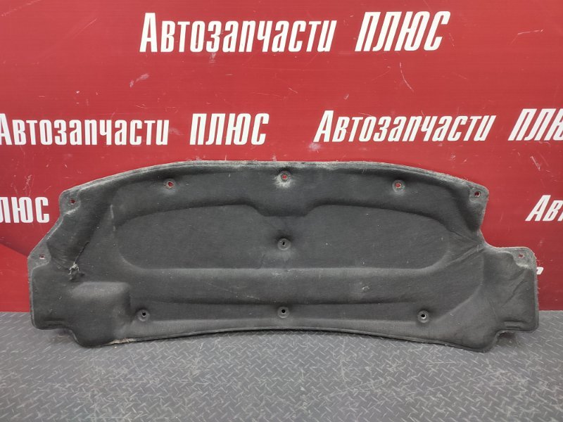 Обшивка капота