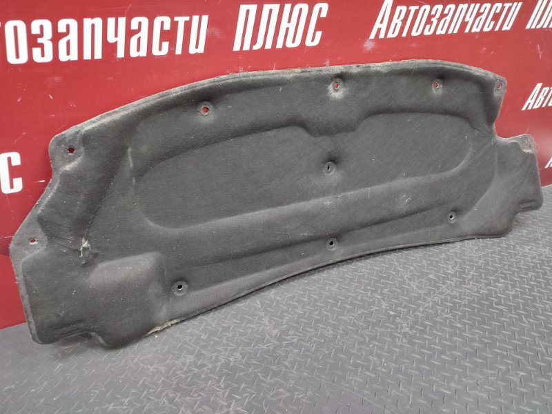 Обшивка капота