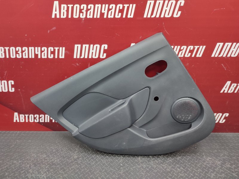 Обшивка боковой двери