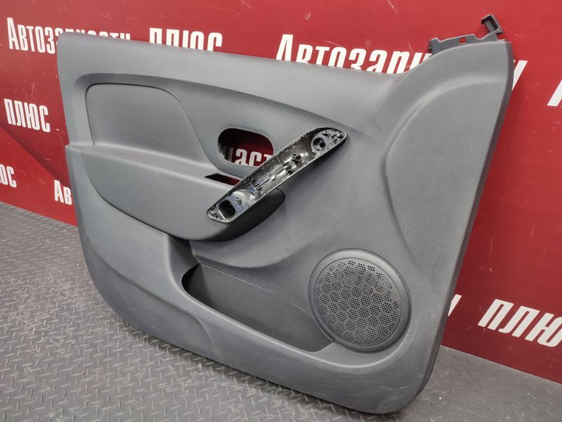 Обшивка боковой двери