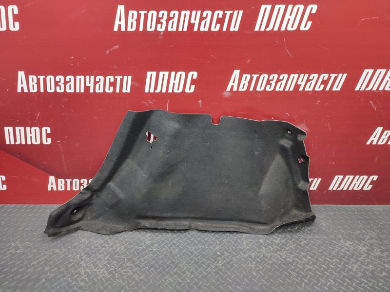 Обшивка багажника