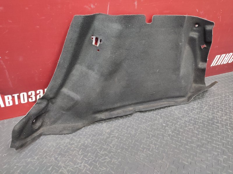 Обшивка багажника