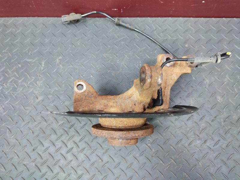 Кулак поворотный