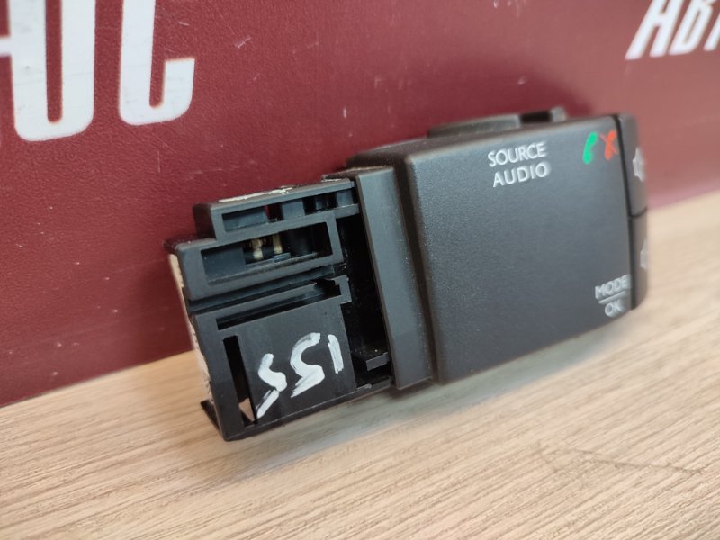 Джойстик управления магнитолой