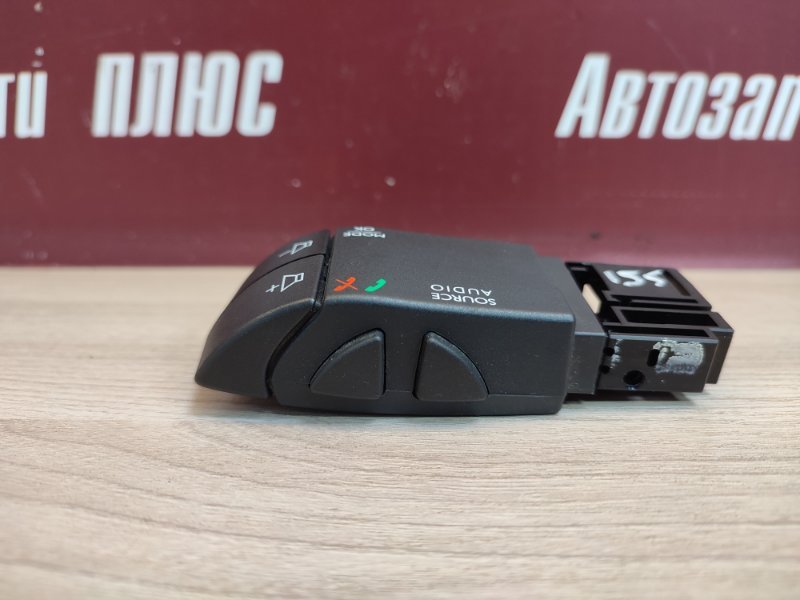 Джойстик управления магнитолой