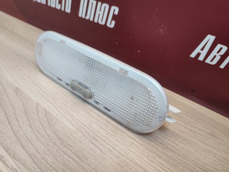 плафон освещения салона