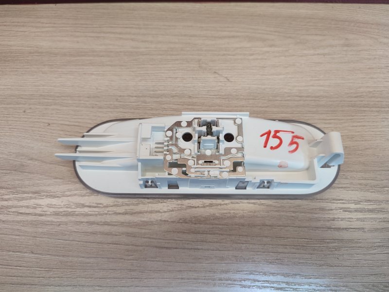 плафон освещения салона