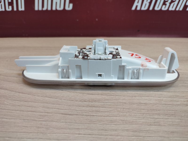 плафон освещения салона