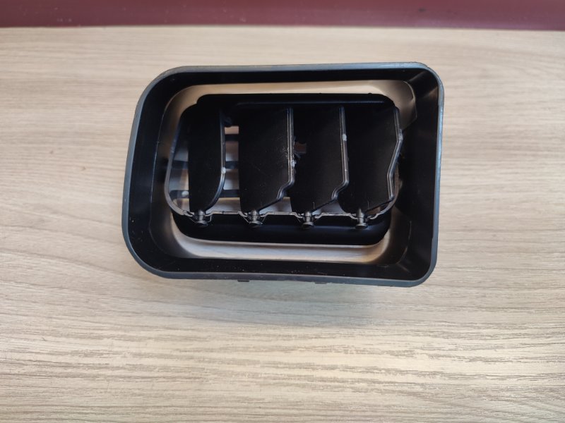 Дефлектор воздушный