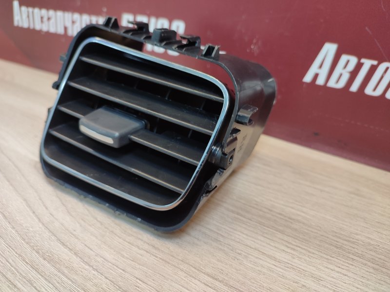 Дефлектор воздушный