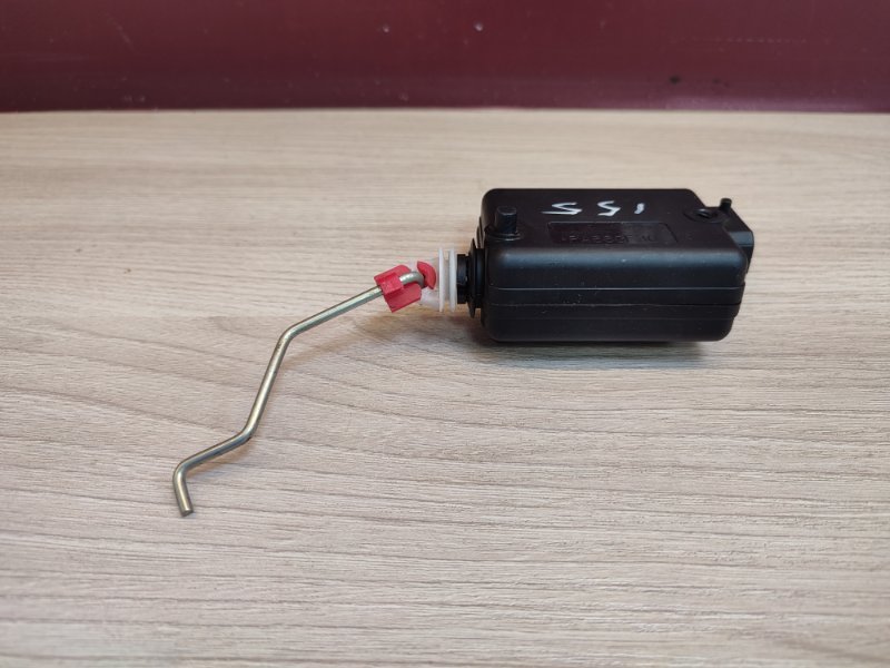 Привод замка багажника