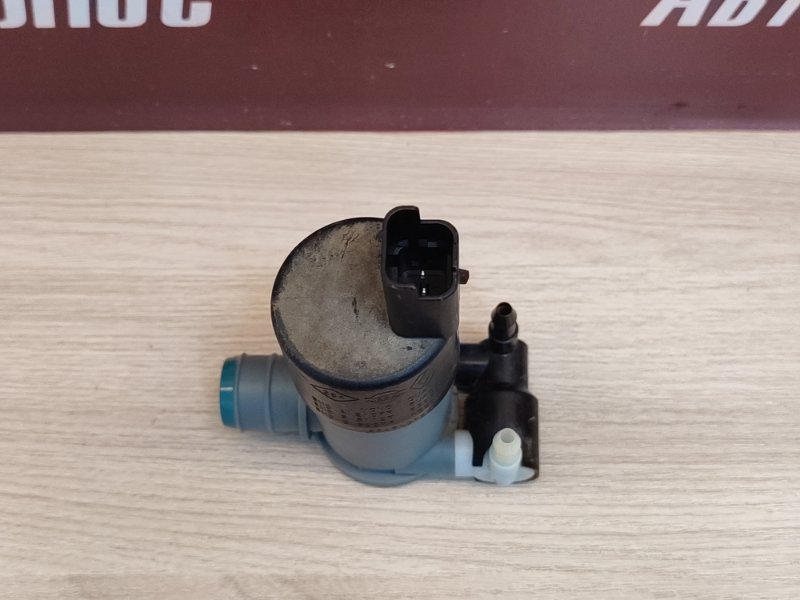 Моторчик бачка омывателя