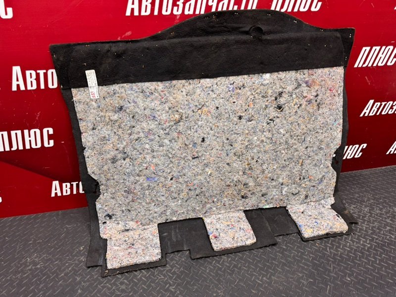 Обшивка пола багажника